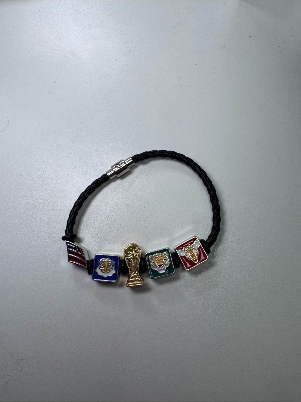 ☀️NEW FIFA World Cup Bank of America Braided Bracelet - Picture 4 of 6